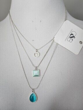 Christopher & Banks necklace